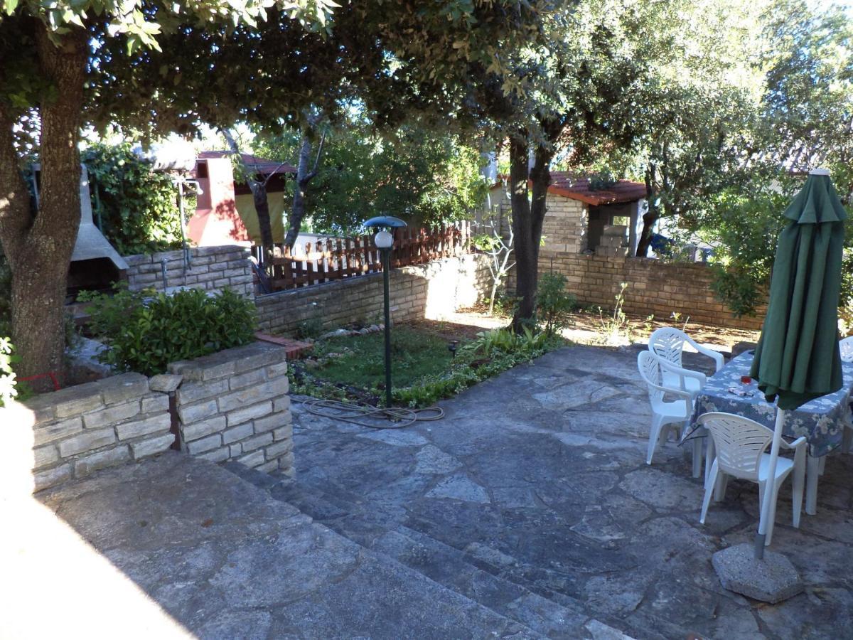 Apartment Blanka Petrcane Exterior photo